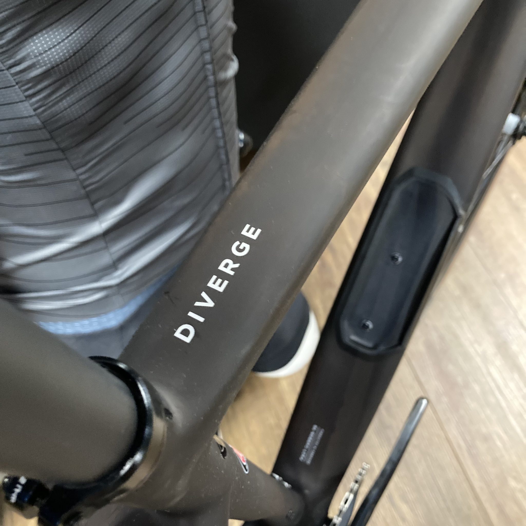 Kit Cadre Gravel Specialized Diverge Satin Orange Tint/Spectraflair